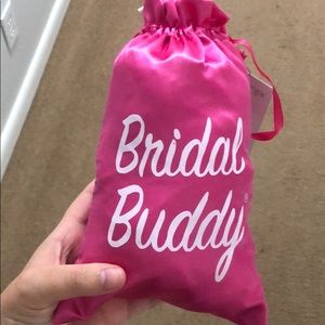 Bridal buddy